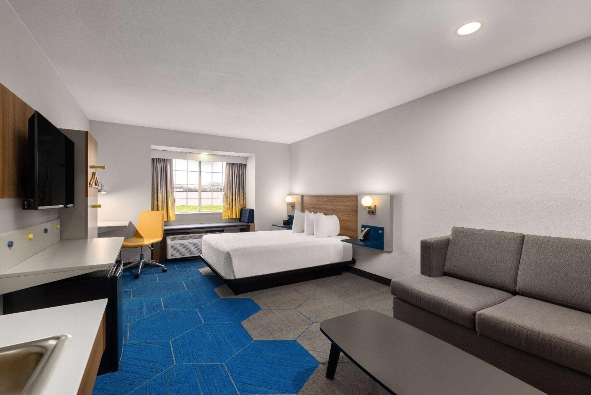 Microtel Inn And Suites Independence Exterior photo