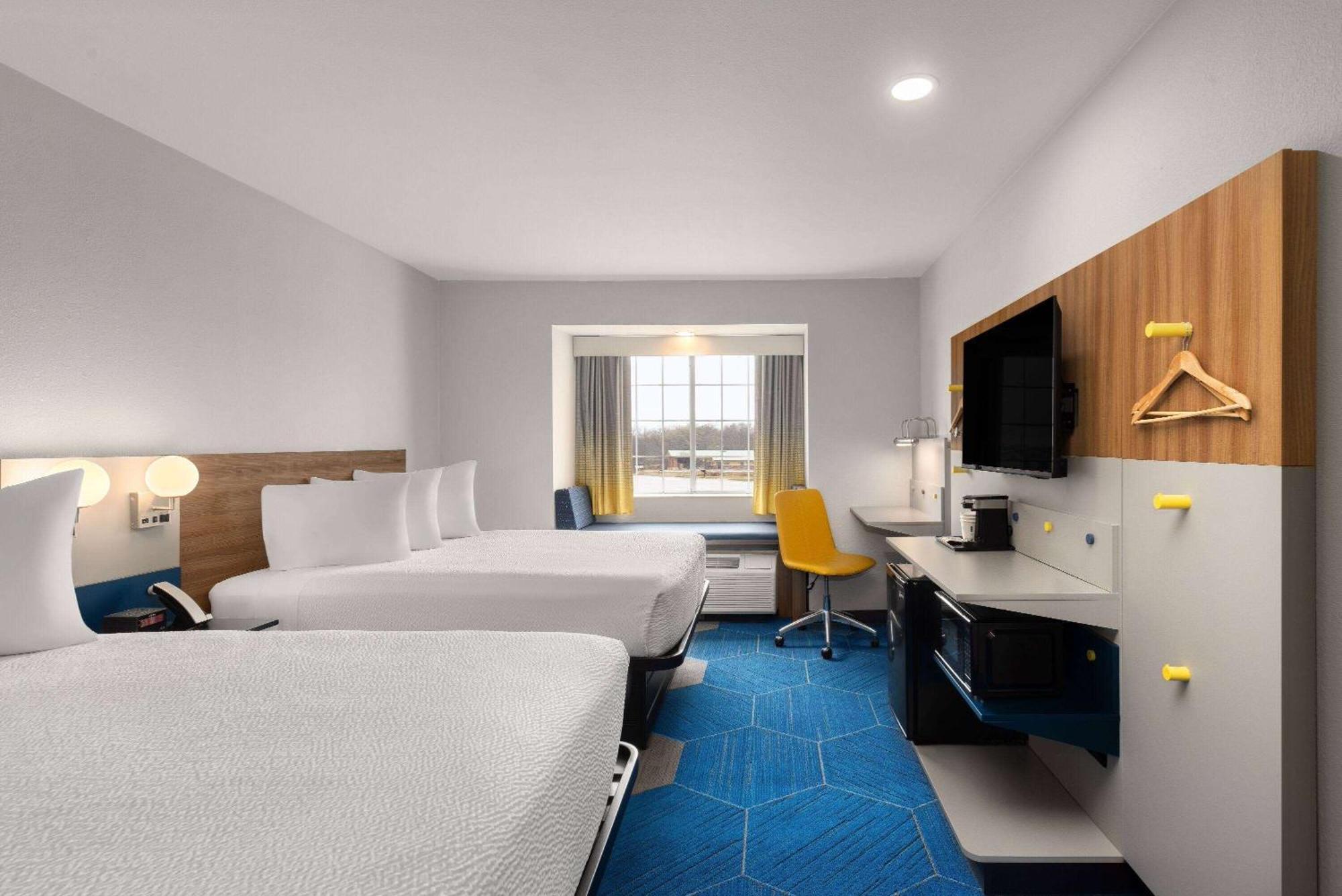 Microtel Inn And Suites Independence Exterior photo